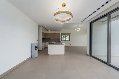 5 Bedrooms Villa in Sidra Villas I