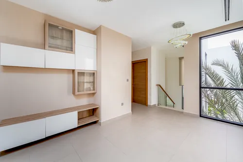 5 Bedrooms Villa in Sidra Villas I
