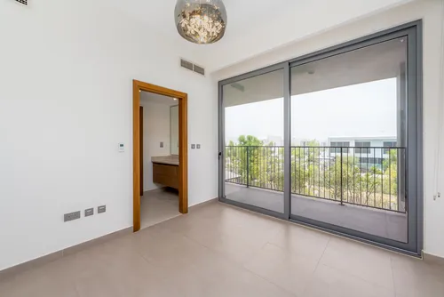 5 Bedrooms Villa in Sidra Villas I