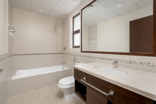 3 Bedrooms Villa in Mira 3