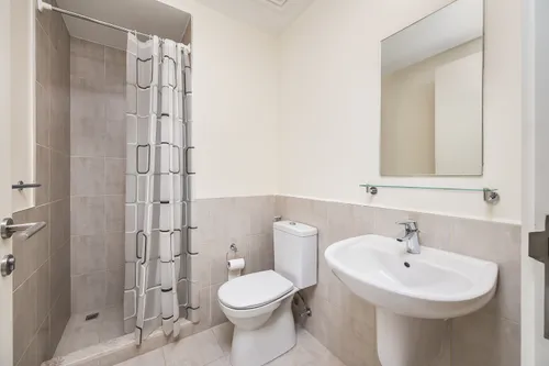4 Bedrooms Villa in Maple 2