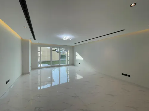 5 Bedrooms Villa in Al Barsha 1