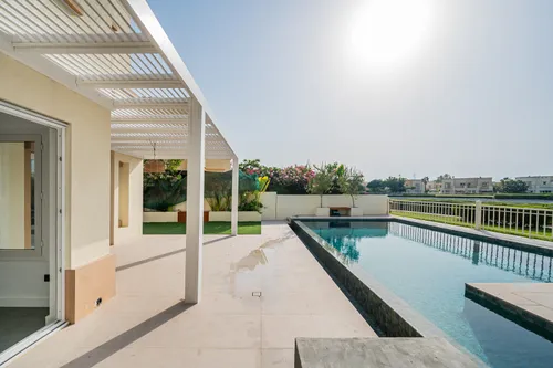 4 Bedrooms Villa in Springs 12