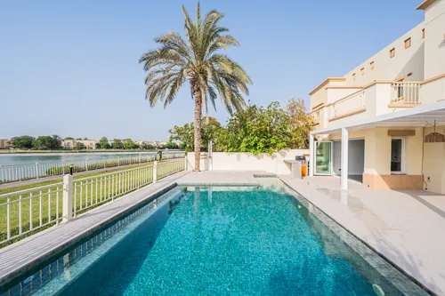 4 Bedrooms Villa in Springs 12