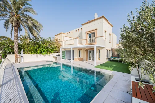 4 Bedrooms Villa in Springs 12