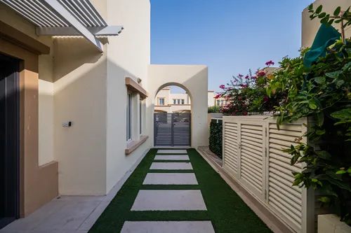 4 Bedrooms Villa in Springs 12