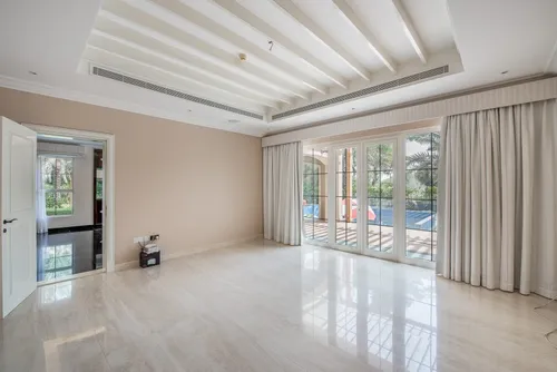 5 Bedrooms Villa in Lime Tree Valley