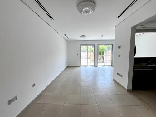 2 Bedrooms Townhouse in District 2C
