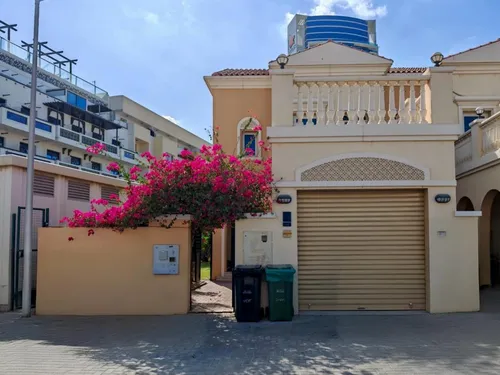 2 Bedrooms Townhouse in District 2C