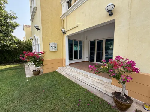 3 Bedrooms Villa in Jumeirah Park Homes