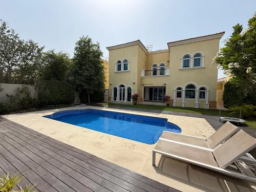 3 Bedrooms Villa in Jumeirah Park Homes