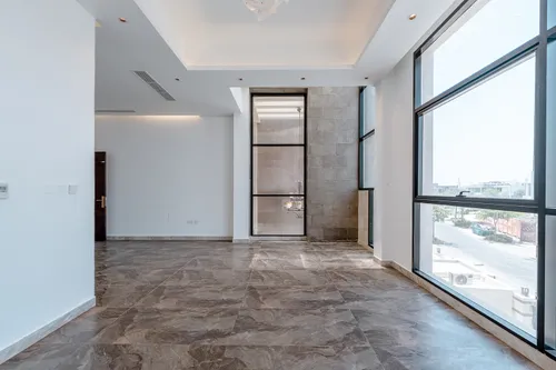 4 Bedrooms Villa in Lea