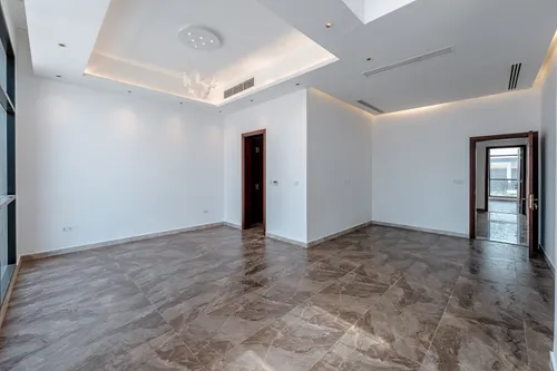 4 Bedrooms Villa in Lea