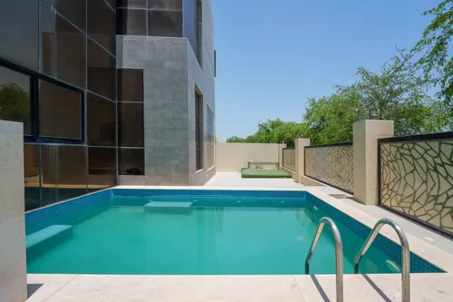 4 Bedrooms Villa in Lea