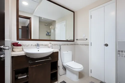 4 Bedrooms Villa in Mira 5