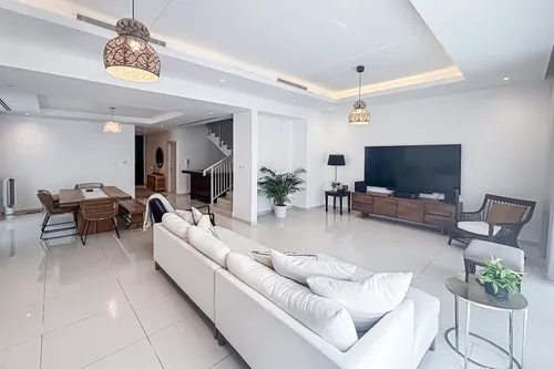 4 Bedrooms Villa in Pelham