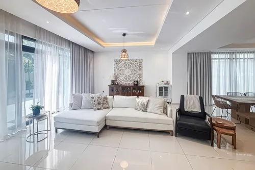 4 Bedrooms Villa in Pelham