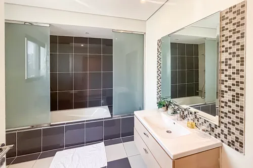 4 Bedrooms Villa in Pelham
