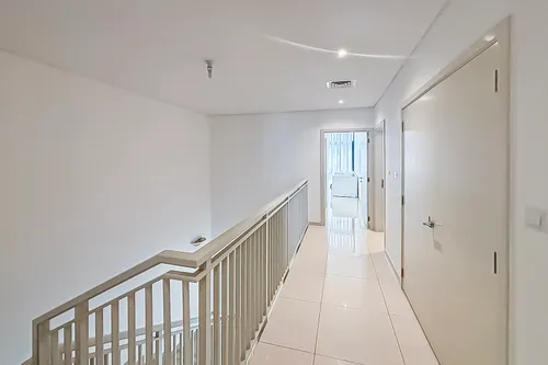 4 Bedrooms Villa in Pelham