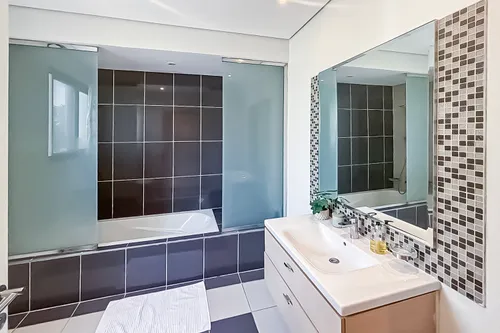 4 Bedrooms Villa in Pelham