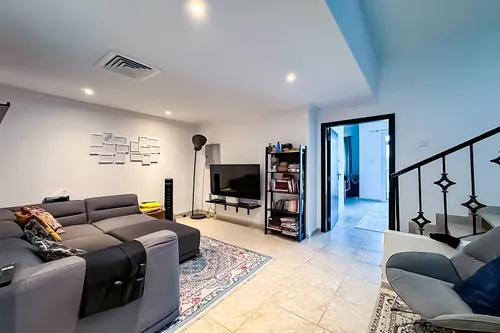 4 Bedrooms Villa in Diamond Views 2