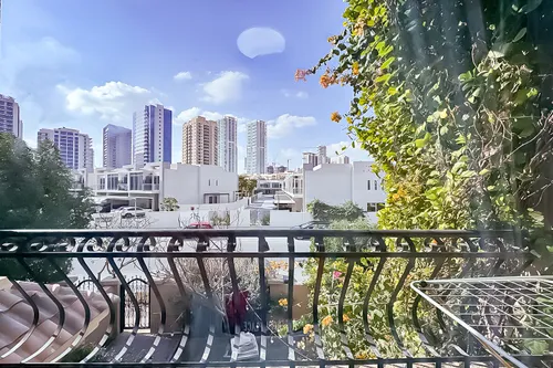 4 Bedrooms Villa in Diamond Views 2