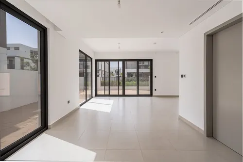 4 Bedrooms Villa in Aura