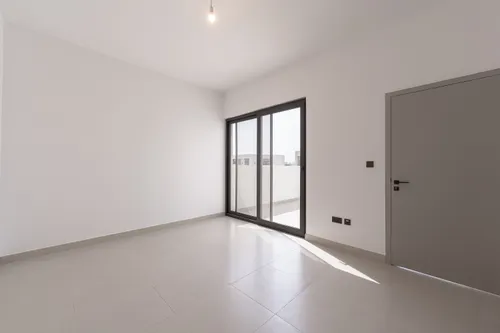 4 Bedrooms Villa in Aura