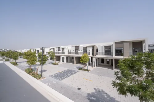 4 Bedrooms Villa in Aura