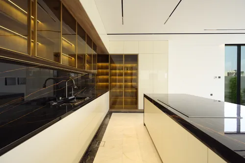 5 Bedrooms Villa in Jumeirah Park