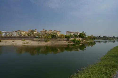 5 Bedrooms Villa in Jumeirah Park
