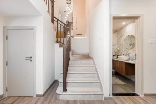 3 Bedrooms Villa in Springs 8