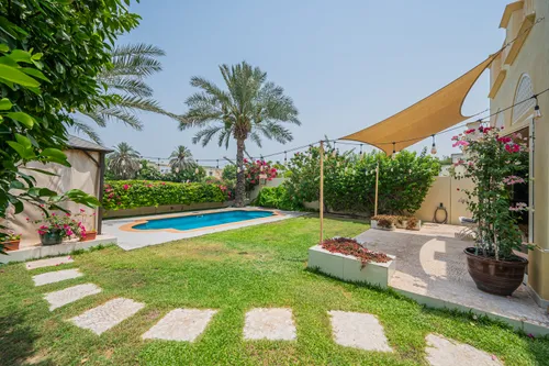 3 Bedrooms Villa in Springs 8