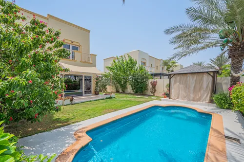 3 Bedrooms Villa in Springs 8