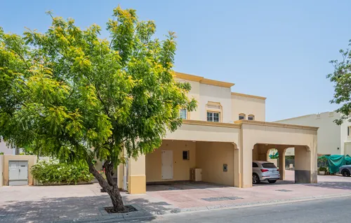 3 Bedrooms Villa in Springs 8