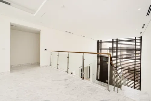 6 Bedrooms Villa in District One Phase III A