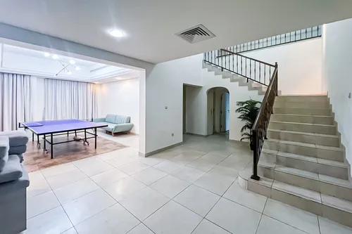 5 Bedrooms Villa in Novelia