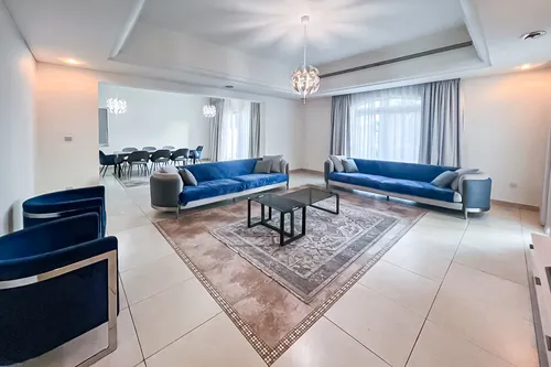 5 Bedrooms Villa in Novelia