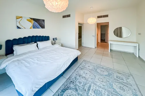 5 Bedrooms Villa in Novelia