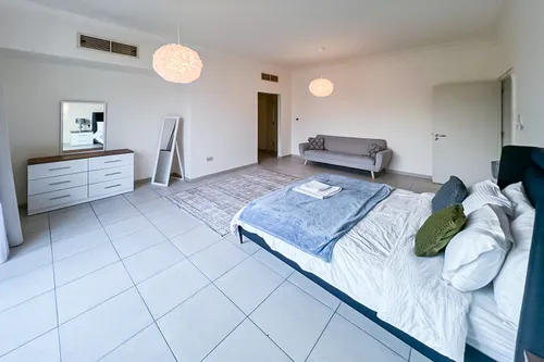 5 Bedrooms Villa in Novelia