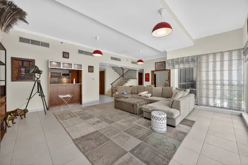 2 Bedrooms Villa in Marina Quays Villas