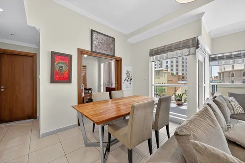 2 Bedrooms Villa in Marina Quays Villas