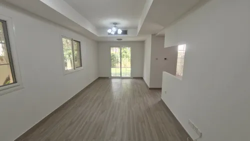 2 Bedrooms Villa in Springs 12