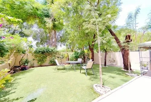 2 Bedrooms Villa in Springs 12