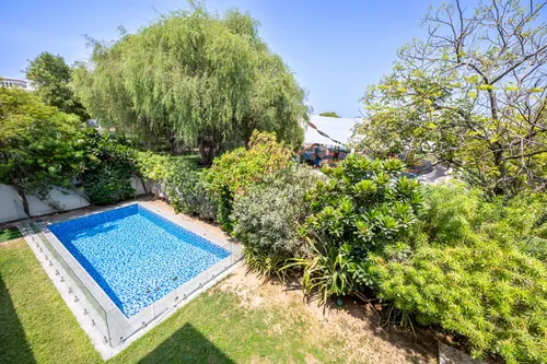 6 Bedrooms Villa in Yasmin