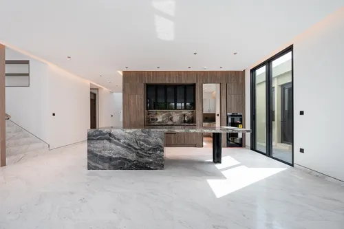 Luxury Villa with Garden Suite | Grand Layout