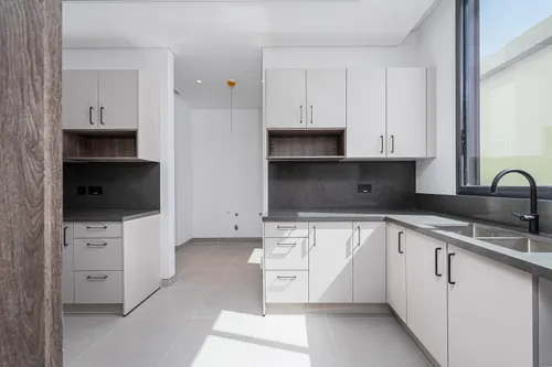 5 Bedrooms Villa in Harmony 2