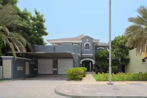 4 Bedrooms Villa in Garden Homes Frond D