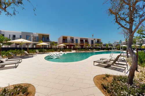 4 Bedrooms Villa in Elan