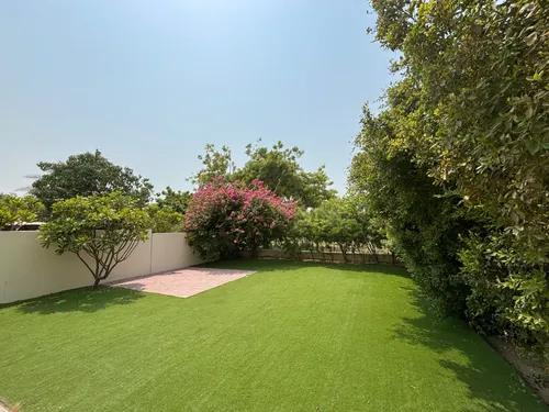 2 Bedrooms Villa in Springs 12